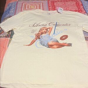 Sabrina Carpenter New with tags Large